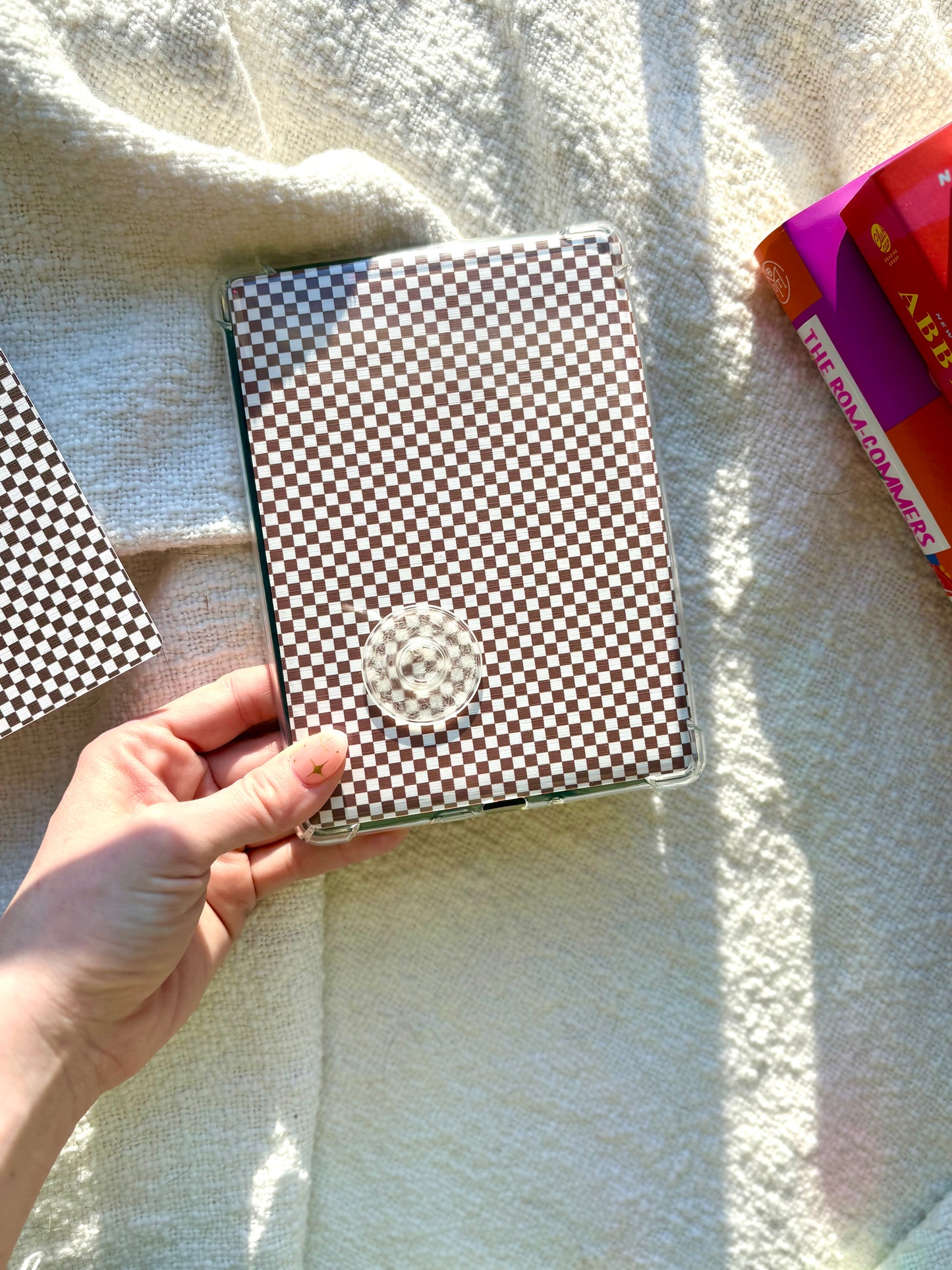 Chocolate Checkered Kindle Insert