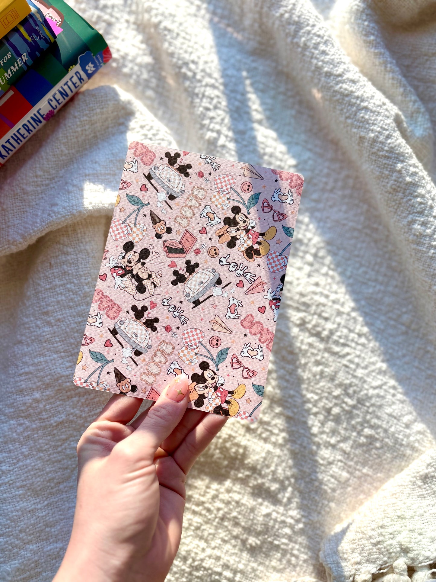 Micky & Minnie Love Birds Kindle Insert