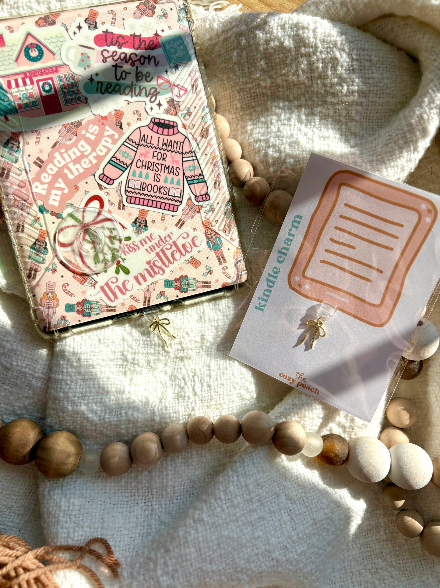 Dainty Bow Kindle/Switch Charm