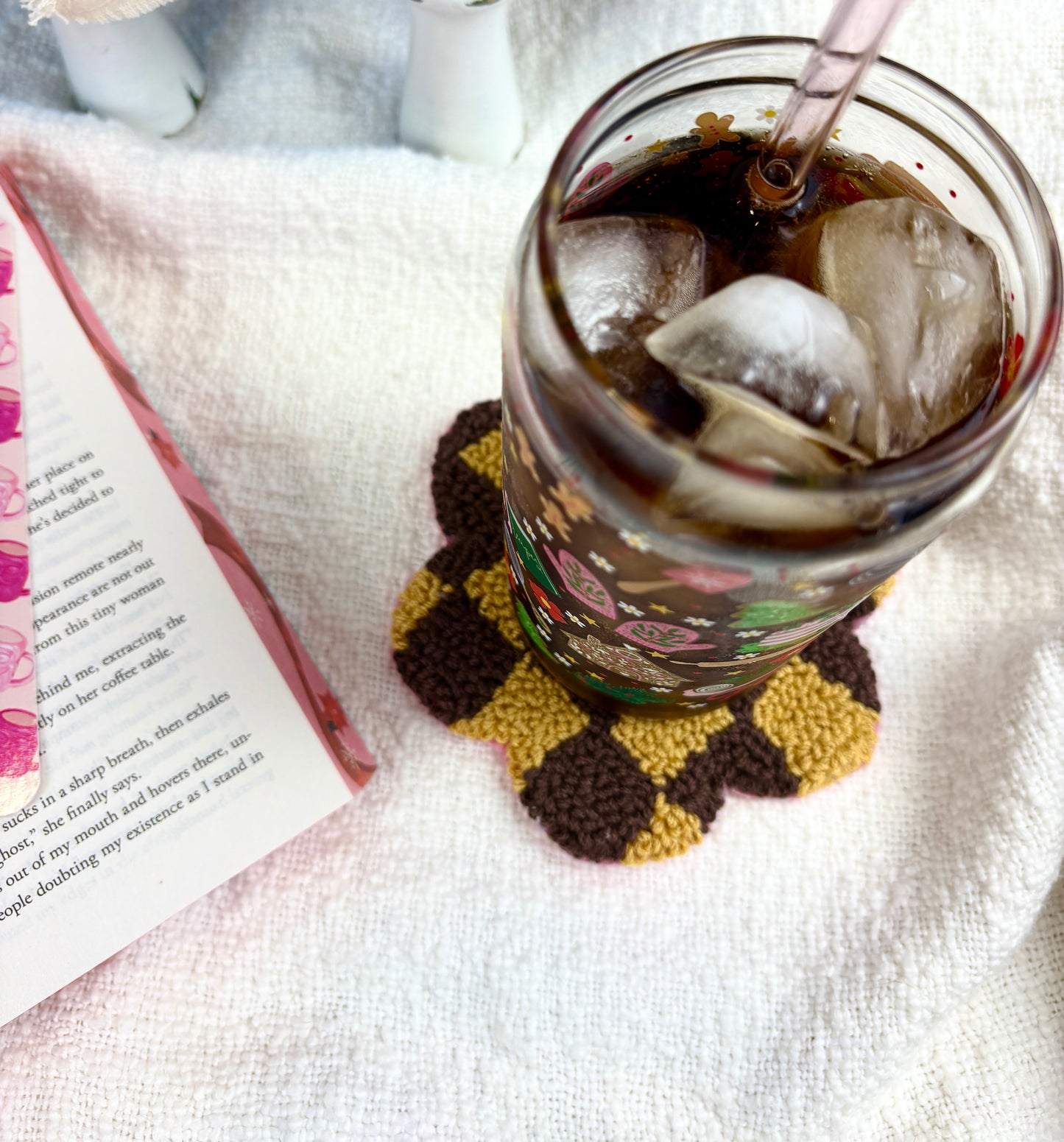 Brown Checkered Daisy Cozy Coaster