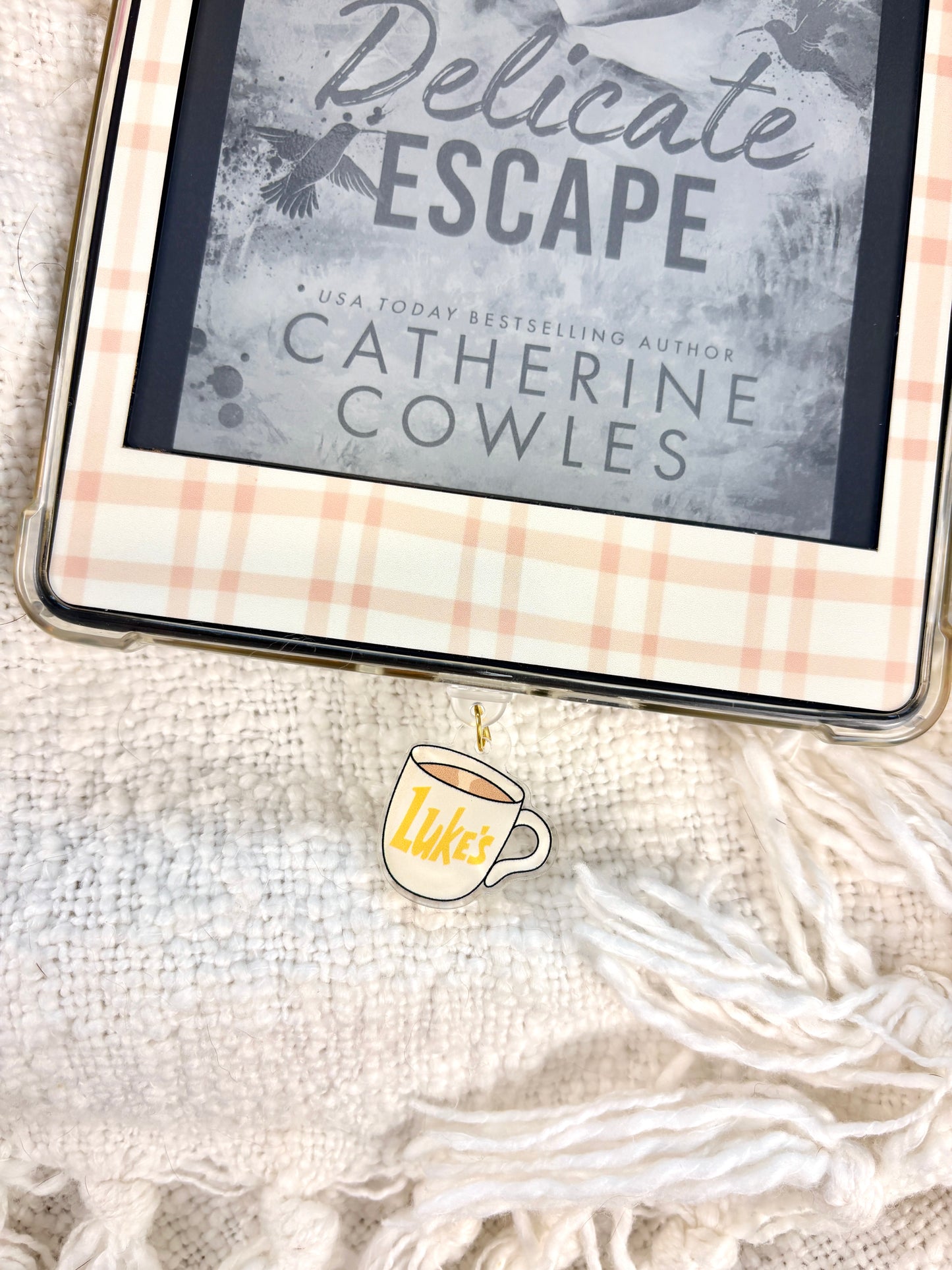 Luke’s Coffee Cup Kindle Charm