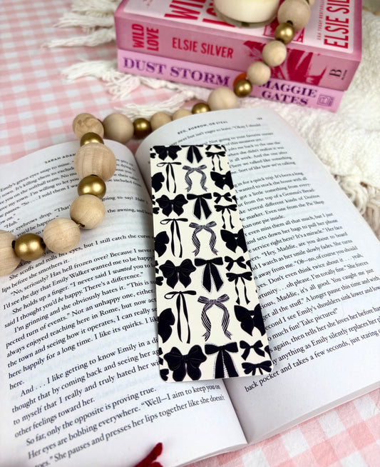 Onyx Bows Bookmark