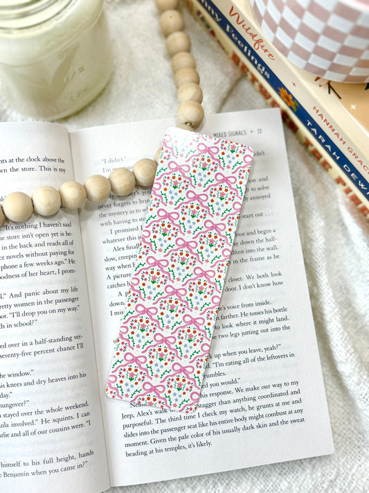 Flora & Bows Bookmark
