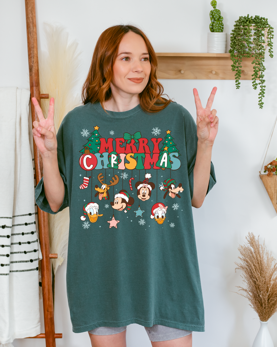 Merry Christmas Mickey & Friends - Shirt