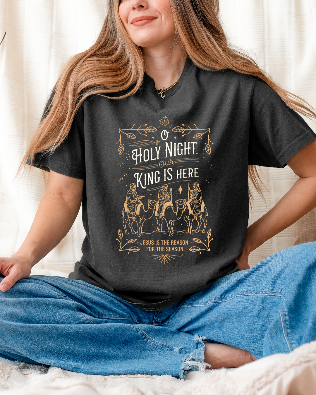 O Holy Night Our King Is Here - Shirt