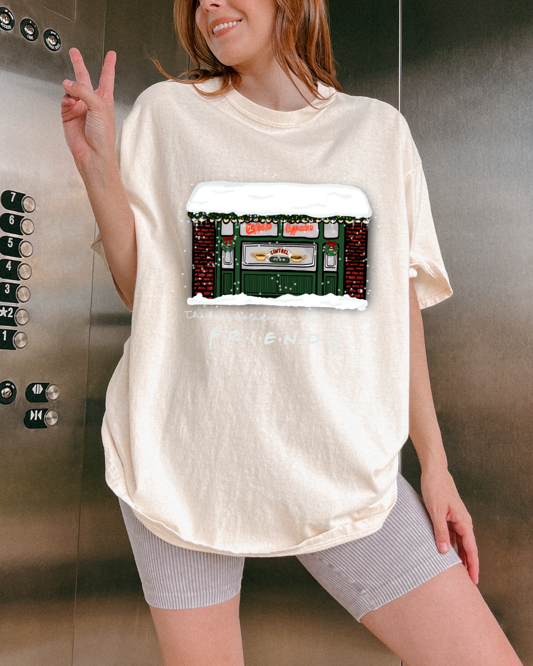 Snowy Central Perk - Shirt