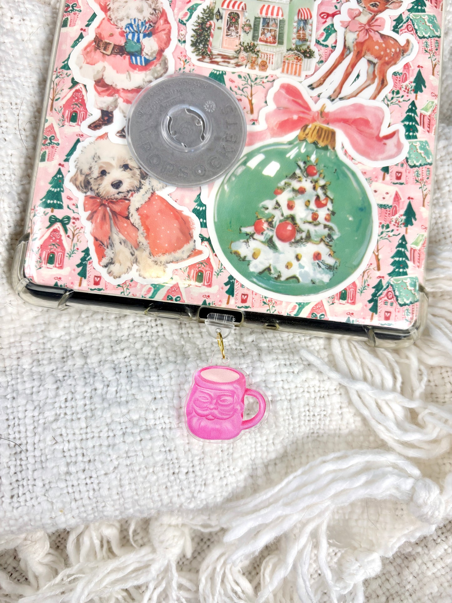 Vintage Santa Mugs Kindle Charm