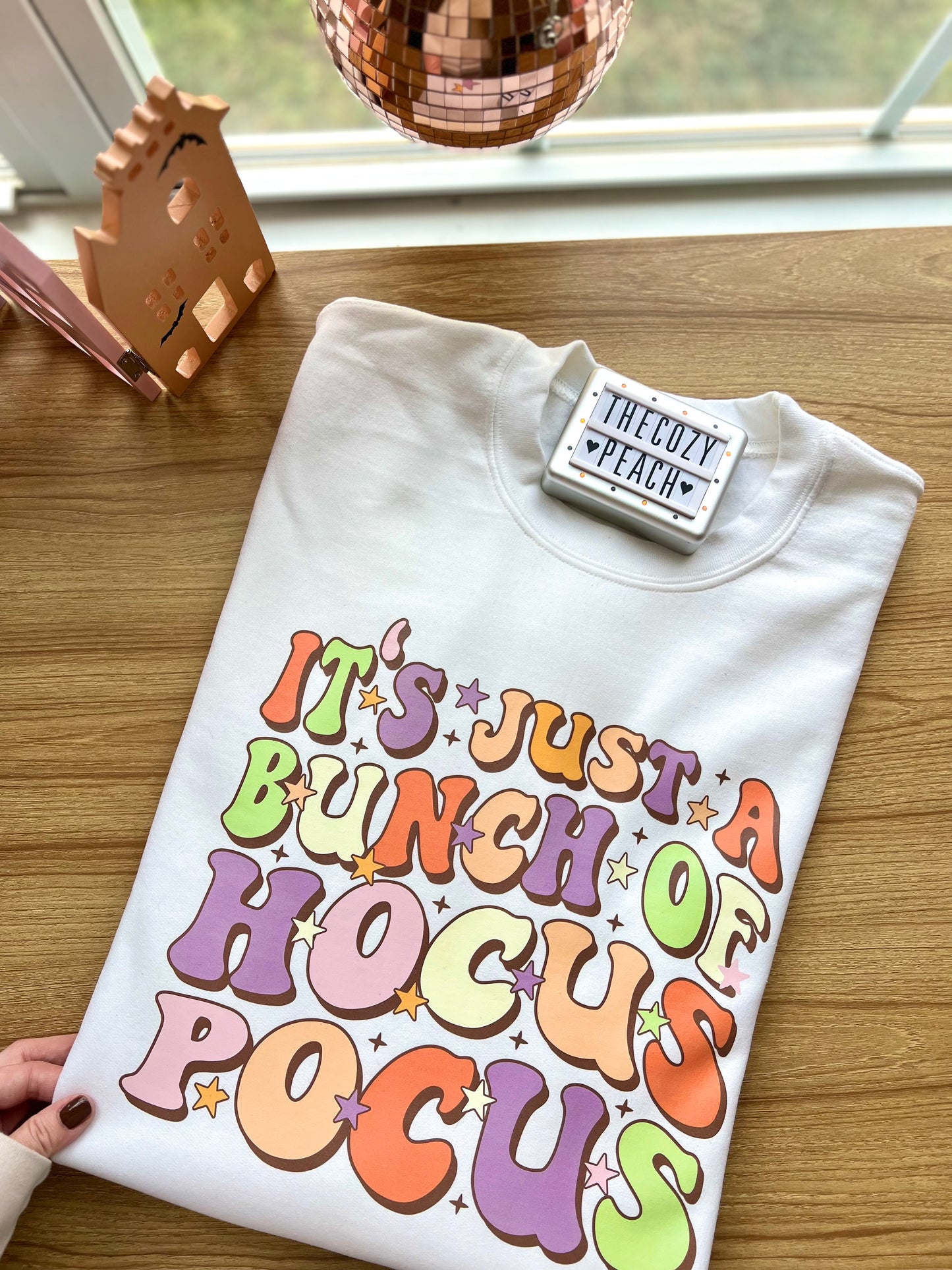 It's Just A Bunch Of Hocus Pocus - Shirt/Crewneck