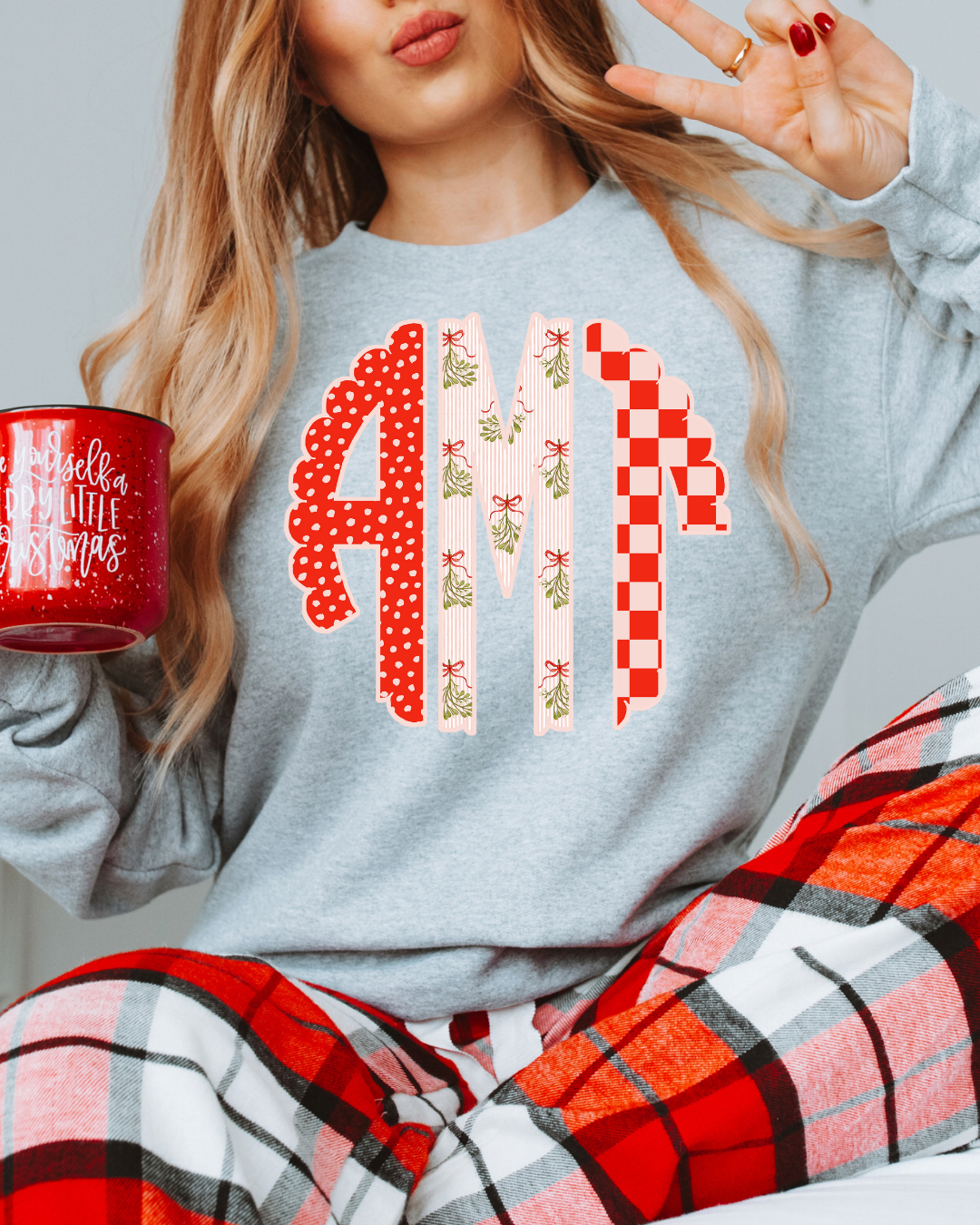 *CUSTOM* Monogrammed Festive Scalloped Christmas - Crewneck