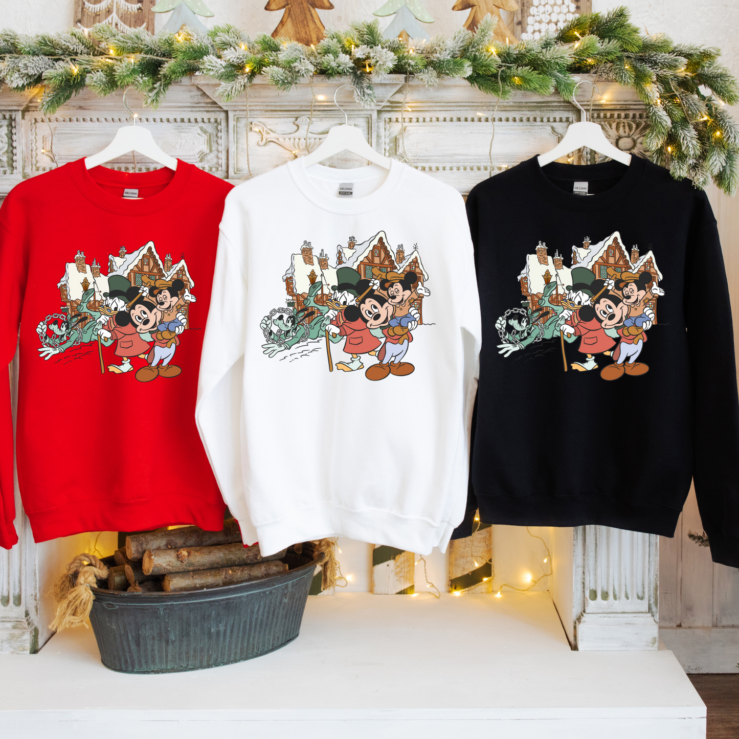 Mickey's Cozy Cabin - Shirt/Crewneck